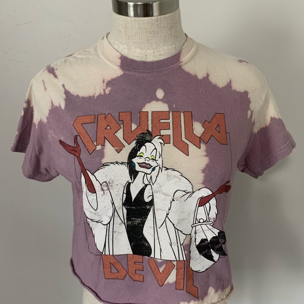 Purple tye dye character tshirt teen size small